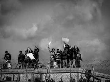 Παρέμβαση στο στρατόπεδο συγκέντρωσης της Αμυγδαλέζας
