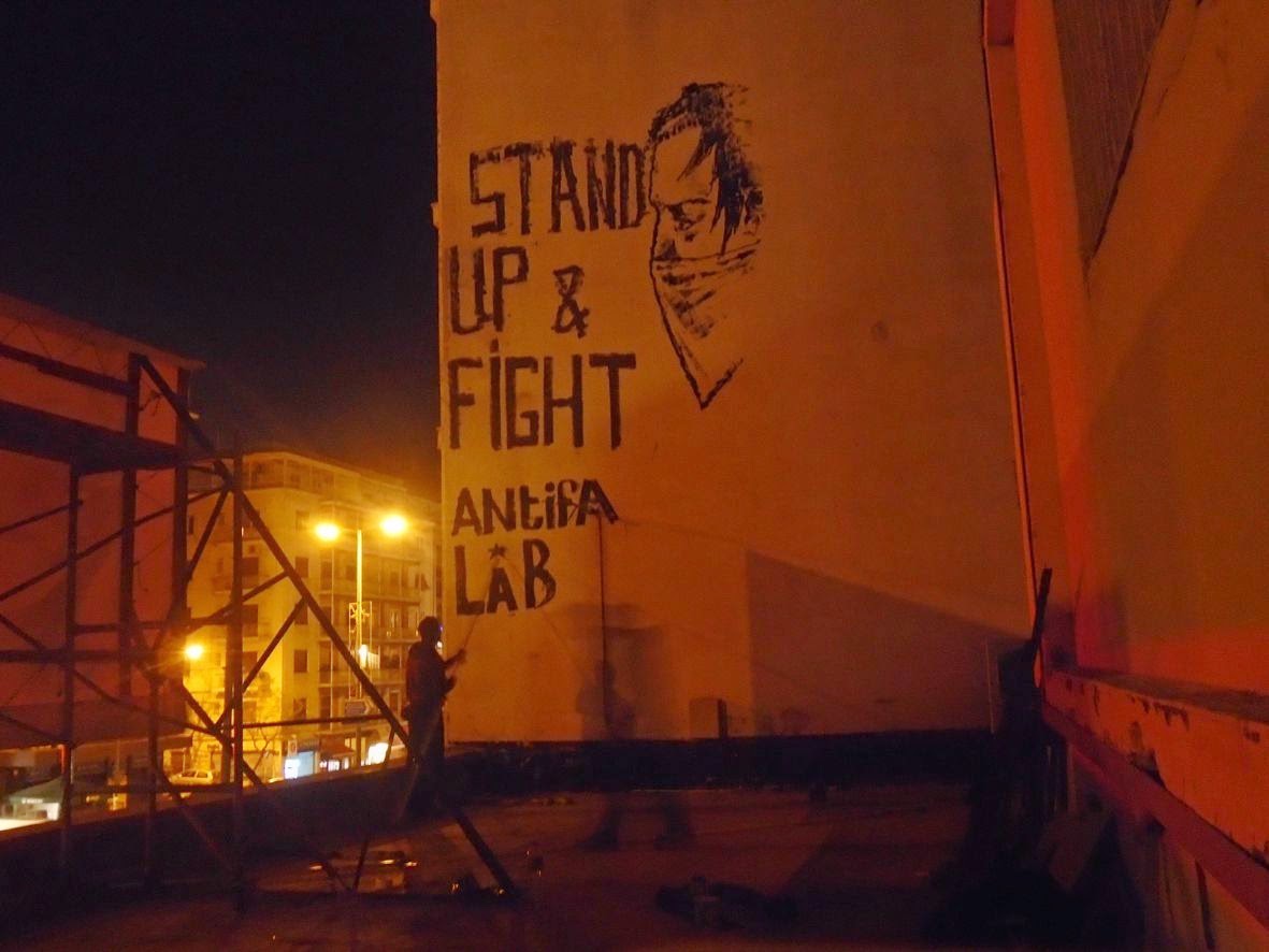 Stand Up and Fight | Εκεί έξω (όχι στα εκλογικά τμήματα) - Graffiti απ’ το antifa LAB